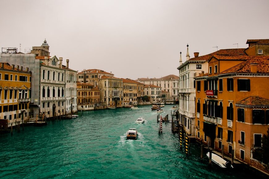 ۹ شهر کوچک رمانتیک در ایتالیا که باید حتماً ببینید